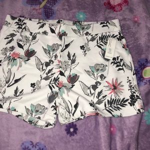 Flower shorts